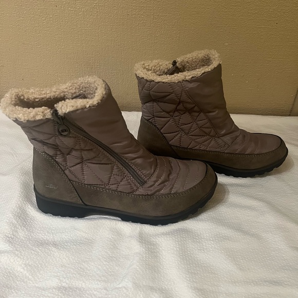 JBU Free Bird Ankle Boots - Picture 3 of 10